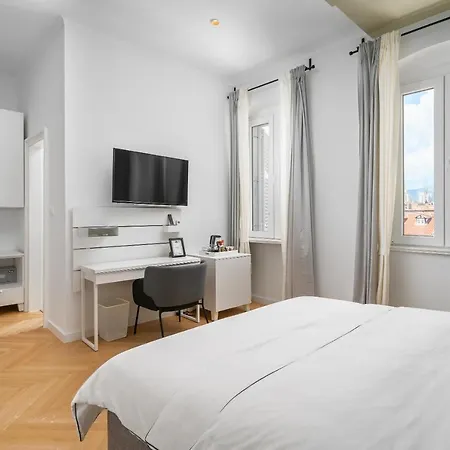 Apartament Grey Pearl *