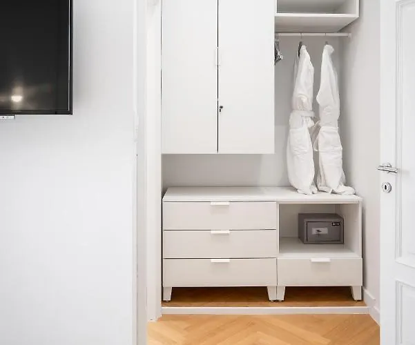 Grey Pearl Apartament *