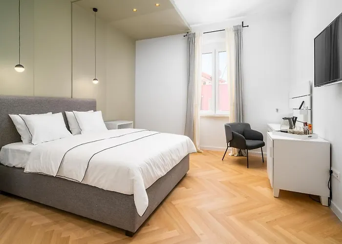 Grey Pearl Apartament